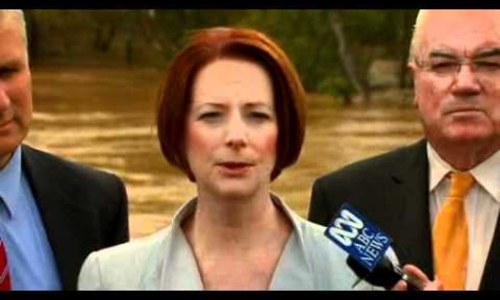 Julia Gillard visits flood-affected Wagga Wagga