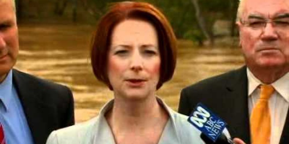 Julia Gillard visits flood-affected Wagga Wagga
