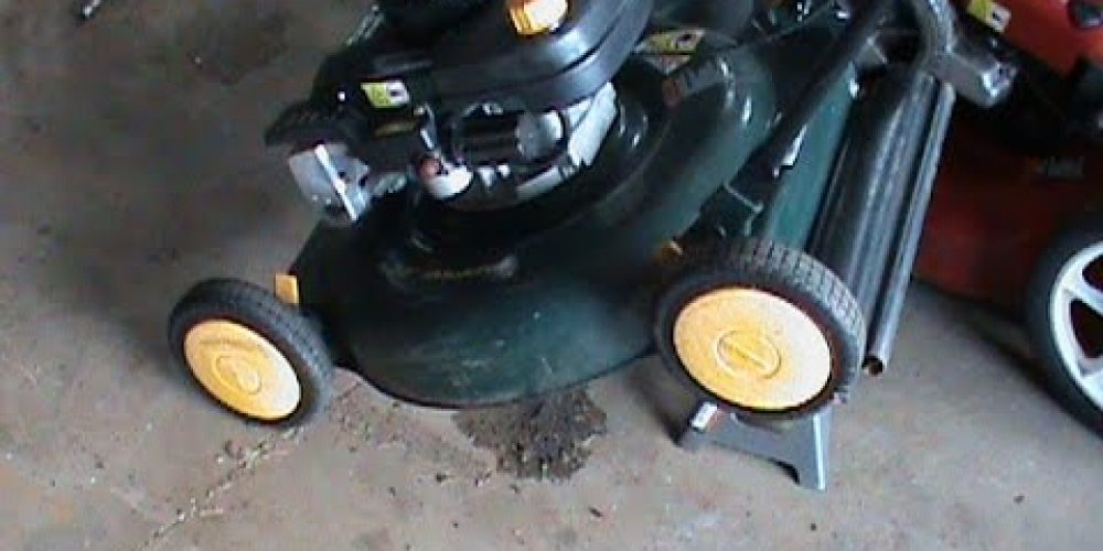 How to stop your lawnmower from dripping oil