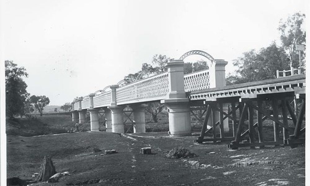 Railway bridge at Wagga Wagga