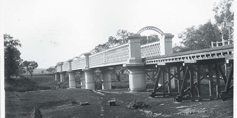 Railway bridge at Wagga Wagga